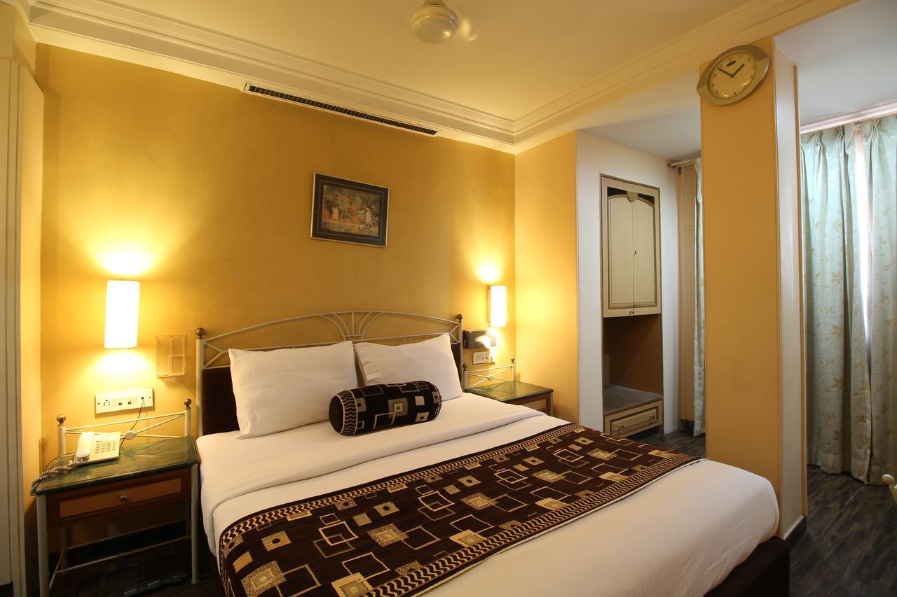 דמאן Hotel Gurukripa מראה חיצוני תמונה