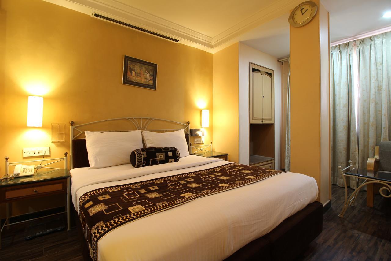 דמאן Hotel Gurukripa מראה חיצוני תמונה
