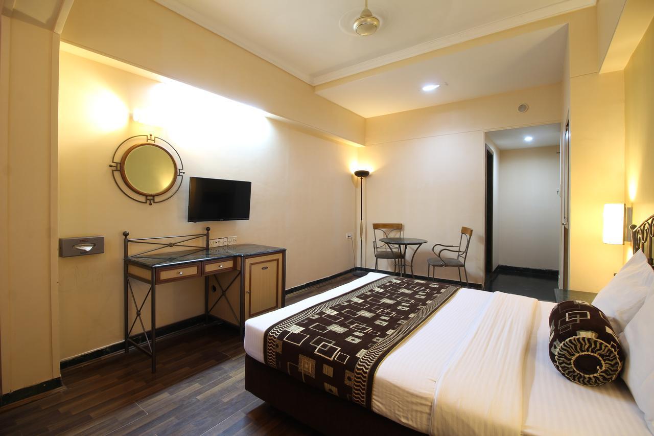 דמאן Hotel Gurukripa מראה חיצוני תמונה