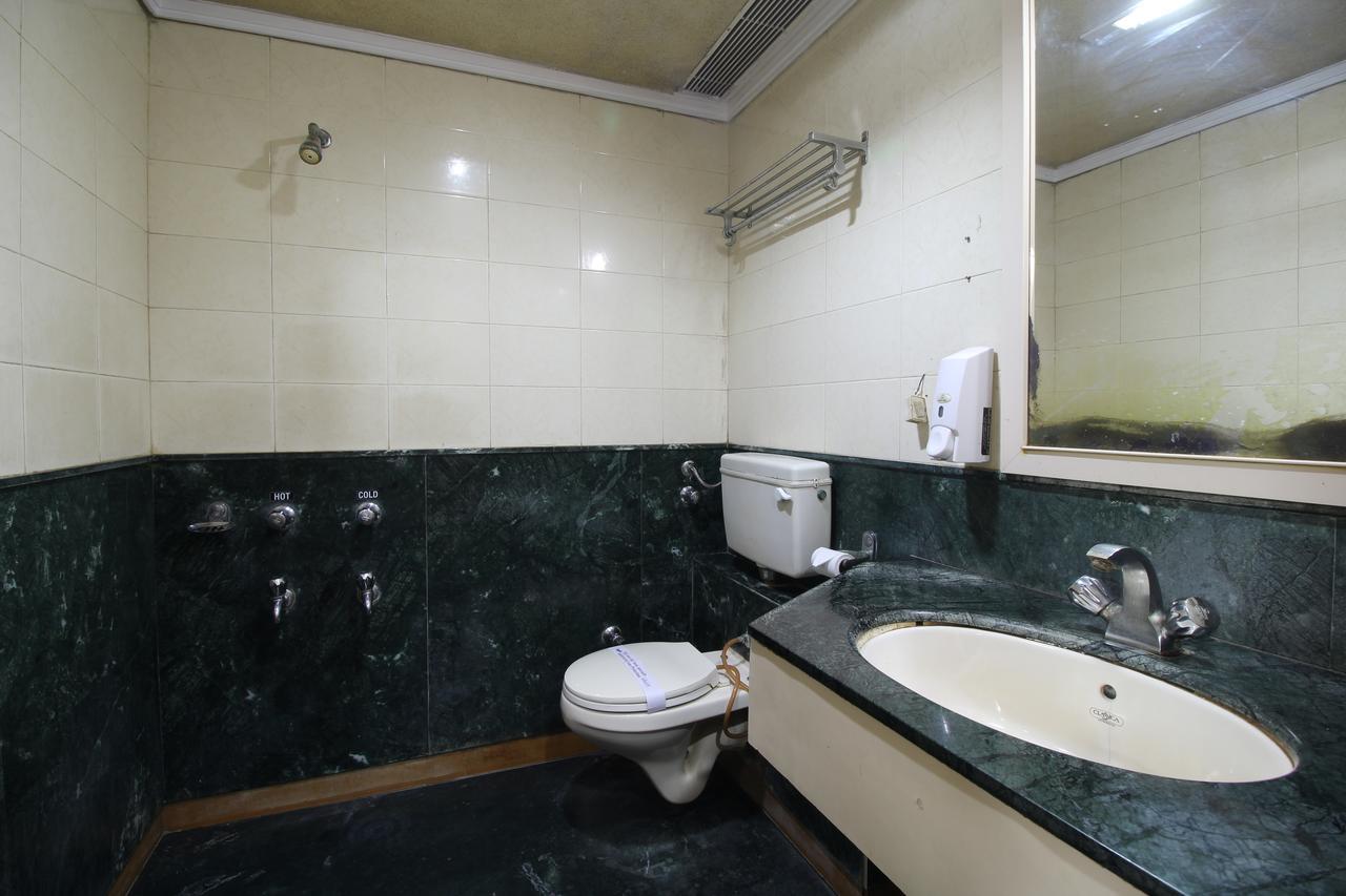 דמאן Hotel Gurukripa מראה חיצוני תמונה
